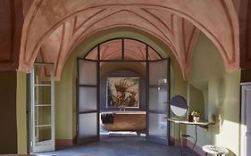 Castle Elvira-Tower & Masseria